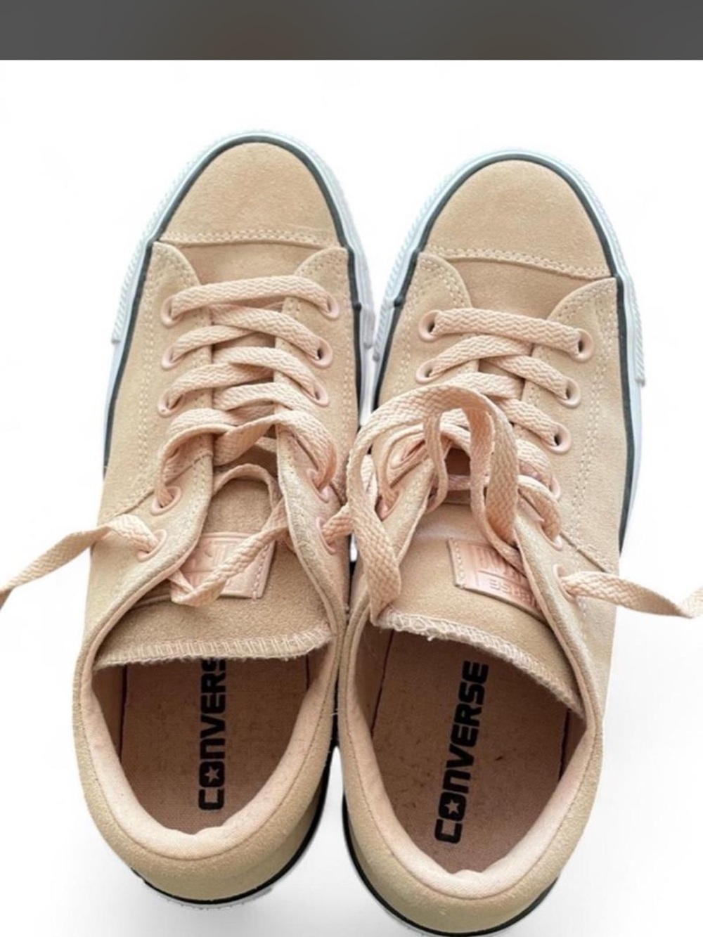 Converse Low Top Sneakers Pink Beige